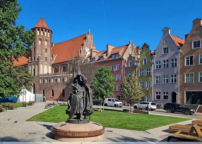 The Bell Tower Park Апартаменты